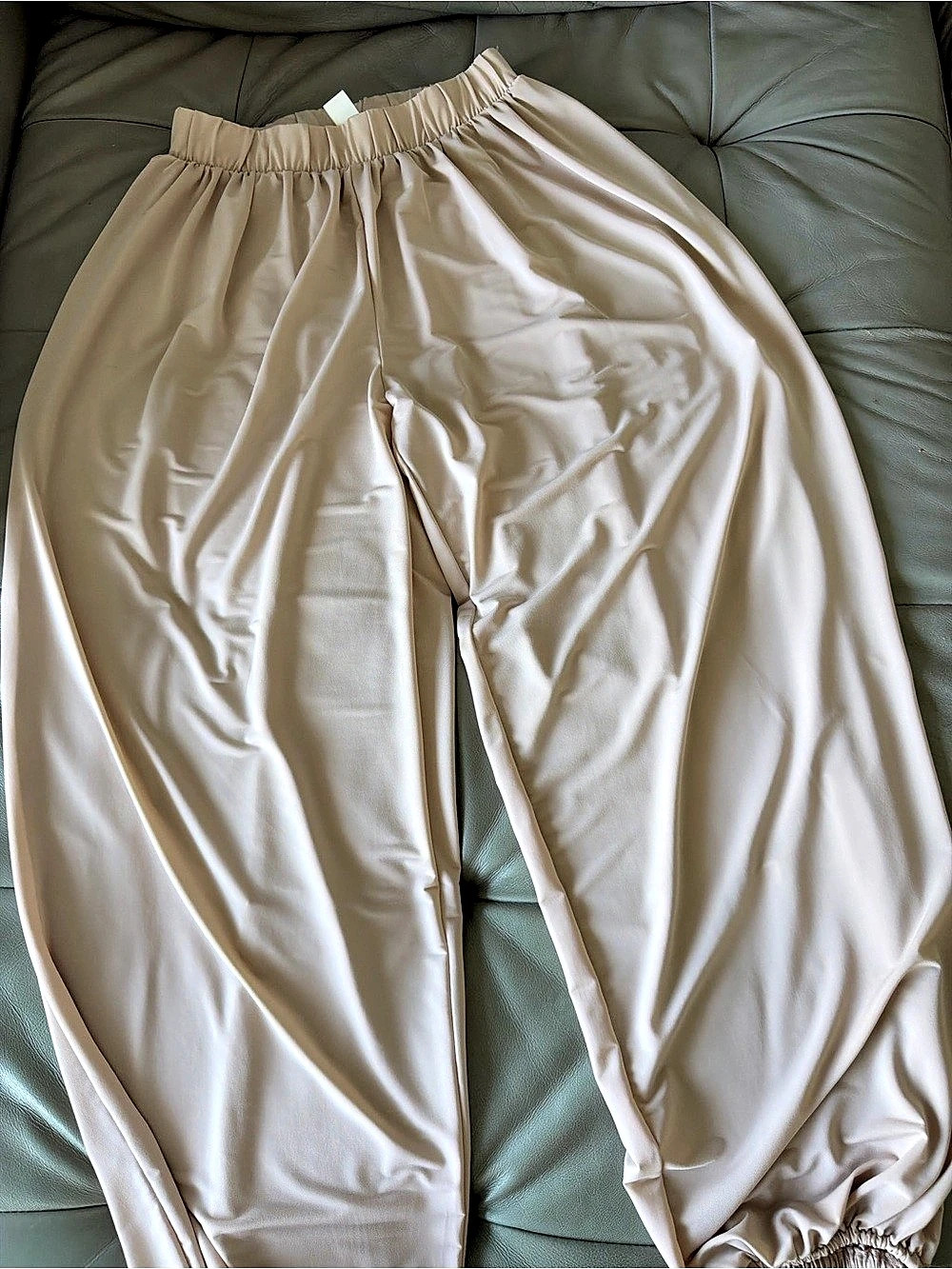 Aladdin Pants Size XS Like New